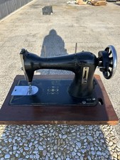 Macchina Da Cucire Antica