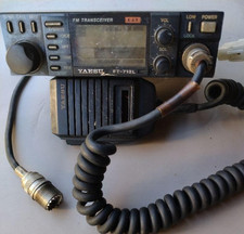 YAESU FT-712L