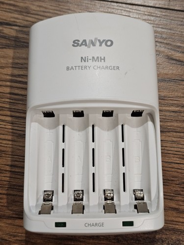 Sanyo eneloop caricabatterie - sanyo,