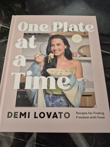 Signed demi lovato - signed,