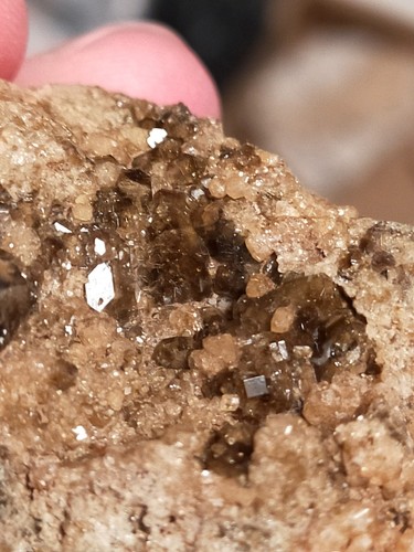 Jolie vesuvianite marron - vesuvianite, de