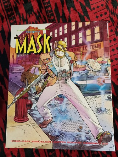 Dark horse the mask kit - mask~kit, statua