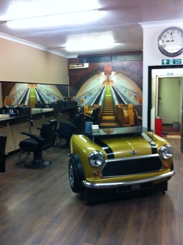 Scrivania reception capelli