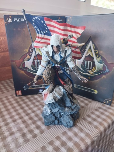 Assassin creed statua - assassin's,