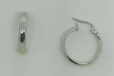 Orecchini a cerchi oro bianco