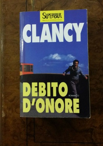 Tom clancy debito - tom, d’onore