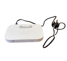 Sky Q Wireless Booster Box