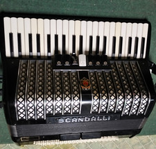 Fisarmonica scandalli piano - a,