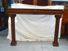 Camino in noce finemente