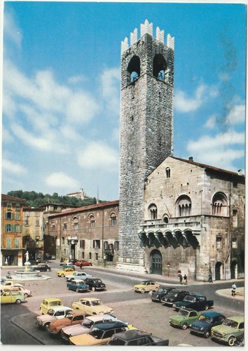 Brescia piazza duomo - piazza,