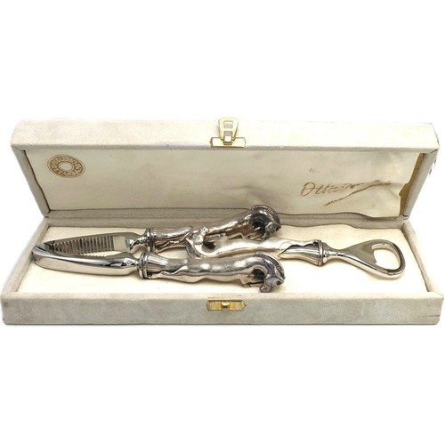 Set apribottiglie - , e