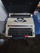 Macchina Da Scrivere Olympia Splendid con custodia vintage