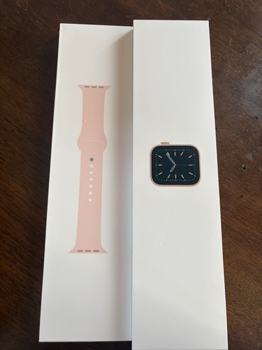 Apple watch series 44mm - watch,