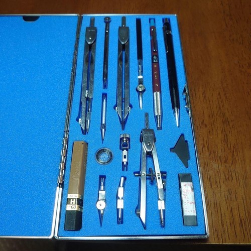 Set attrezzi disegno - disegno, osaka