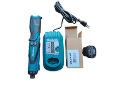 Kit Avvitatore a Batteria Makita DF010D