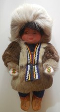 BAMBOLA GIOCATTOLO VINTAGE GRANDE 15" occhio addormentato ESKIMO FINLANDIA anni 70 pelliccia 