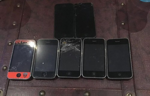Lot seven iphones - lot, 3