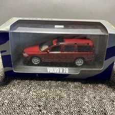 Volvo v70 red model - volvo,