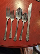 Interpur Florez Stainless Steel Vintage Floral Pattern 5 Piece Set
