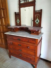 Credenza antica usata colore legno da restaurare ma in buone condizioni