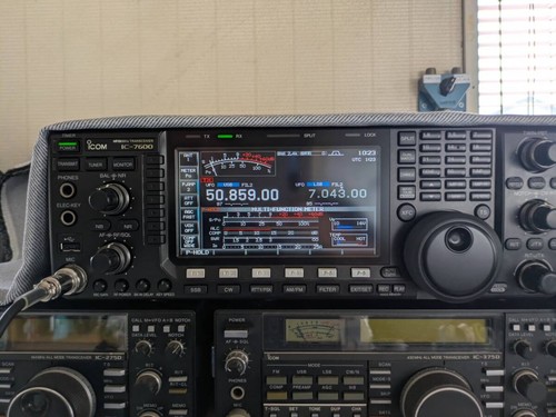 Icom 7600 100w 50mhz - ic-7600,