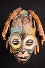 Un'autentica maschera africana