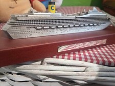 MODELLINO NAVE DA CROCIERA -