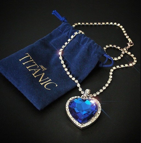 Collana con ciondolo cristallo