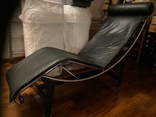 Poltrona e poltroncina in stile Le Corbusier