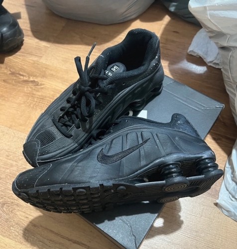 Nike shox taglia uk5 black - nike,