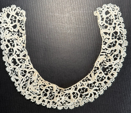 Pizzo antico piccolo - antico,