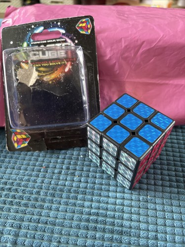 Cubo magico nello stile - , di