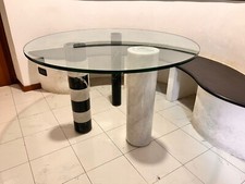 Tavolo di Design Iconico – Esposizione Internazionale Mobili Milano 1989