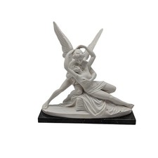 Amore E Psiche Statue