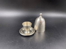 Portauova da tavolo in metallo con coperchio termico. Vintage anni '70.