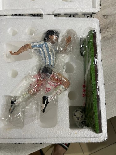 Raro limited edition - raro, diego