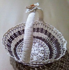 Cestino all'uncinetto