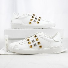 Valentino Rockstud Leather