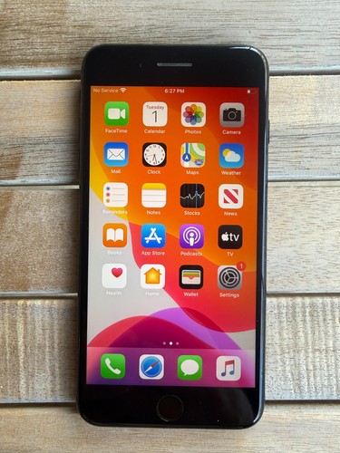 Unlocked apple iphone plus - 7,