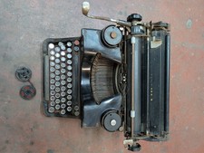 OLIVETTI M40 MACCHINA DA