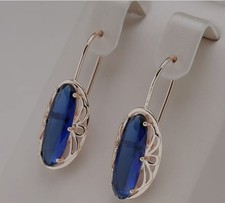 ORECCHINI PENDENTI CON GRANDE ZIRCONE COLORE BLU