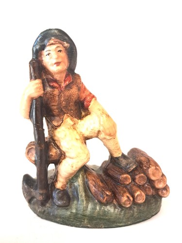 Statua taglialegna con accetta - con,