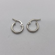 ORECCHINI A CERCHIO A SEZIONE