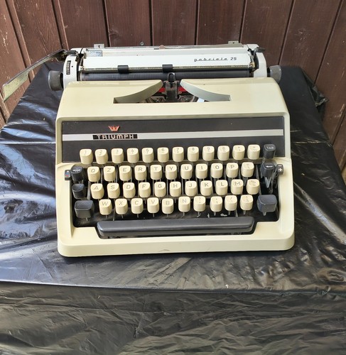 Macchina per scrivere triumph - macchina,