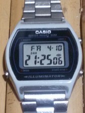 Casio Illuminator 3294 B640W