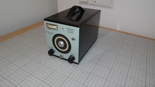 Calibratore accelerometro