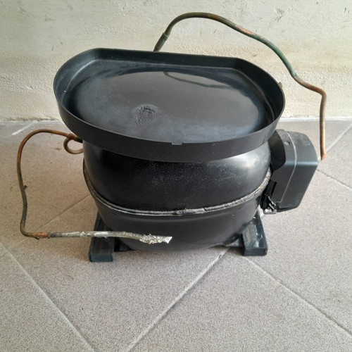 Compressore per frigorifero
