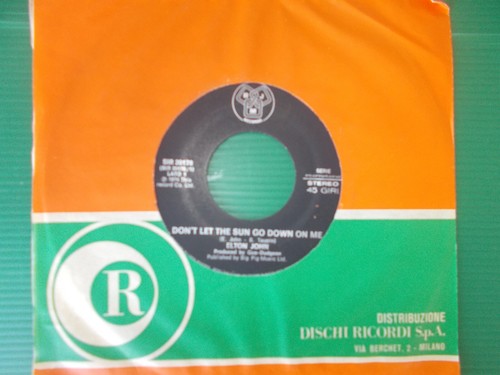 Giri elton john don - elton, don't