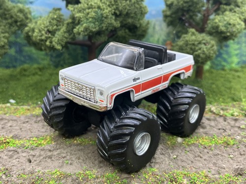 Monster truck chevy - k5, blazer
