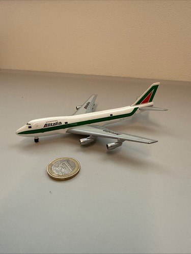 747 alitalia die - alitalia, cast